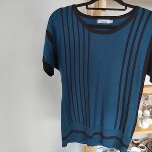 NEW REITMANS KNIT TOP/B1
